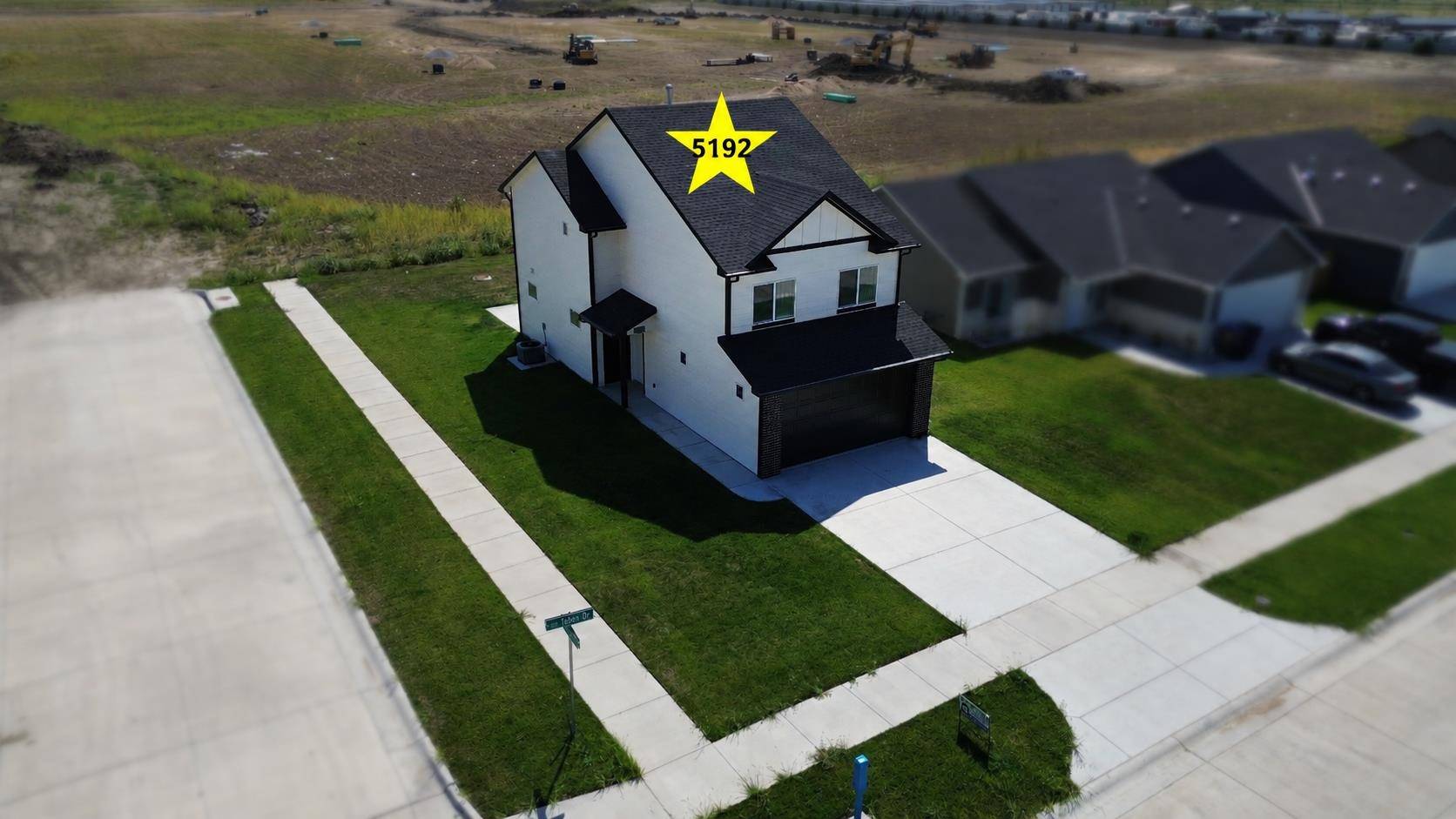 8992 E Forbes Cir., Bel Aire, KS 67226