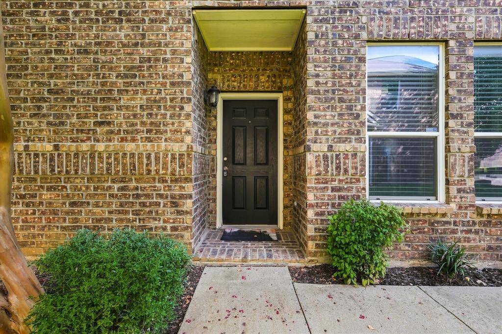 2929 Muirfield Drive, Lewisville, TX 75067