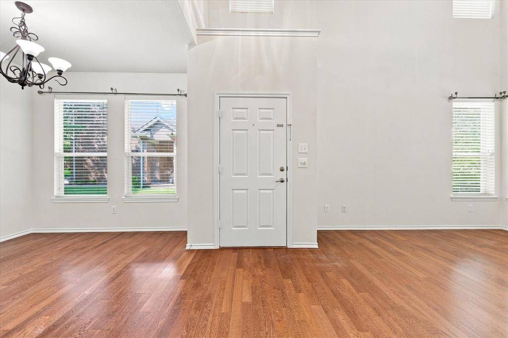 2929 Muirfield Drive, Lewisville, TX 75067