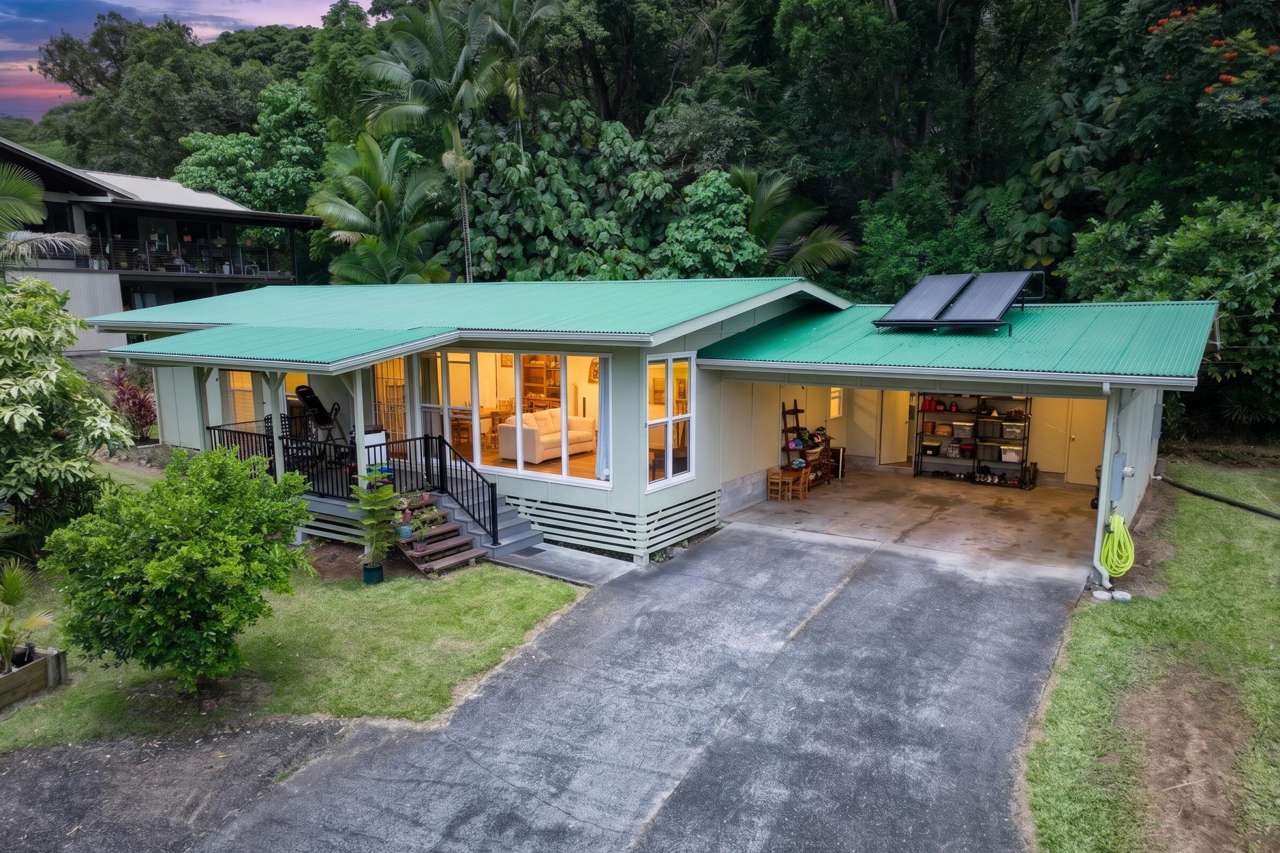 243 AIPUNI ST, Hilo, HI 96720