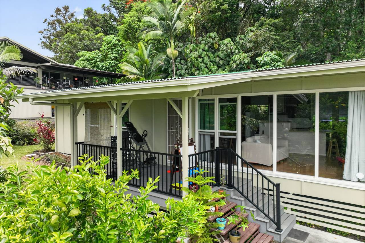 243 AIPUNI ST, Hilo, HI 96720
