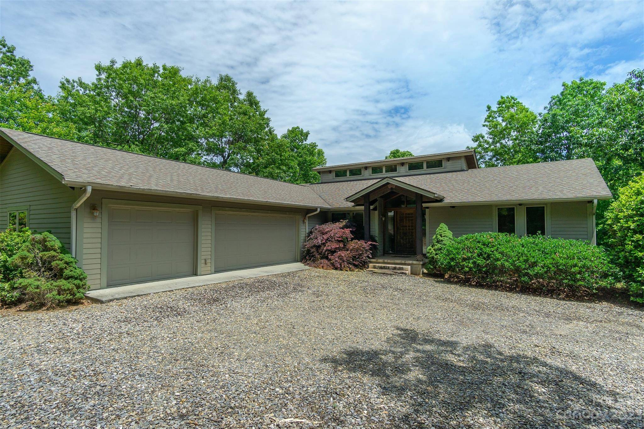 3148 Sand Branch RD, Black Mountain, NC 28711