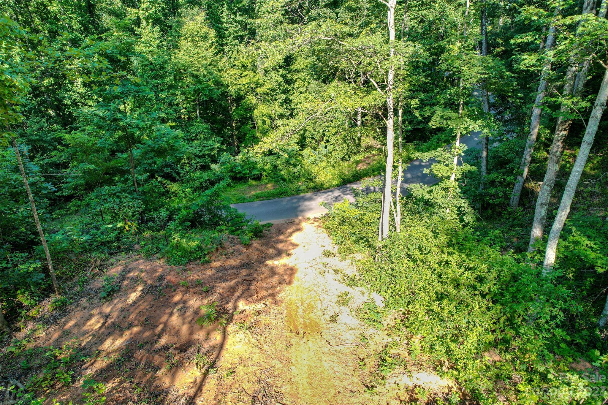 12 Calabrese LN, Candler, NC 28715
