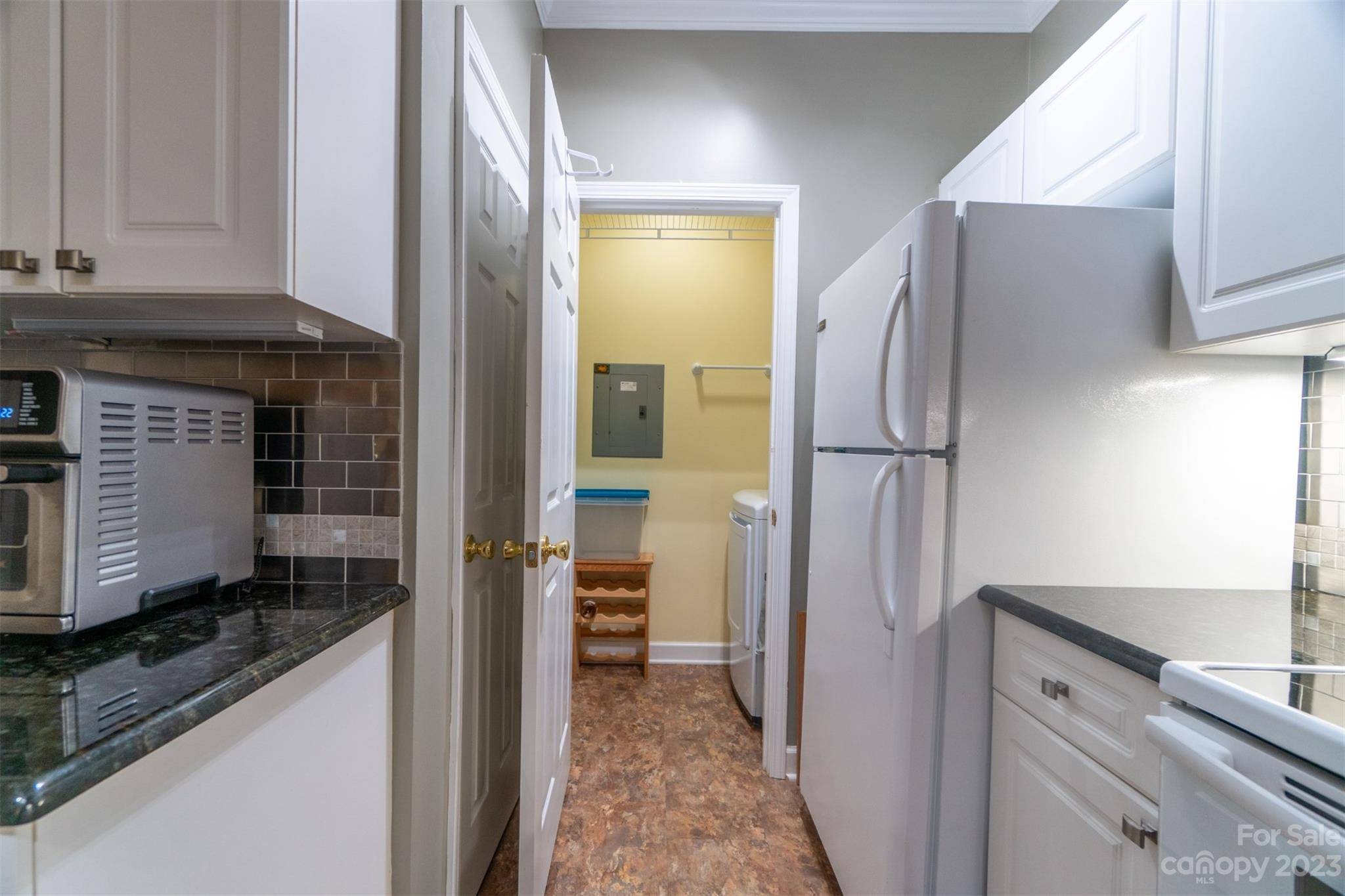 737 Peninsula DR, Davidson, NC 28036