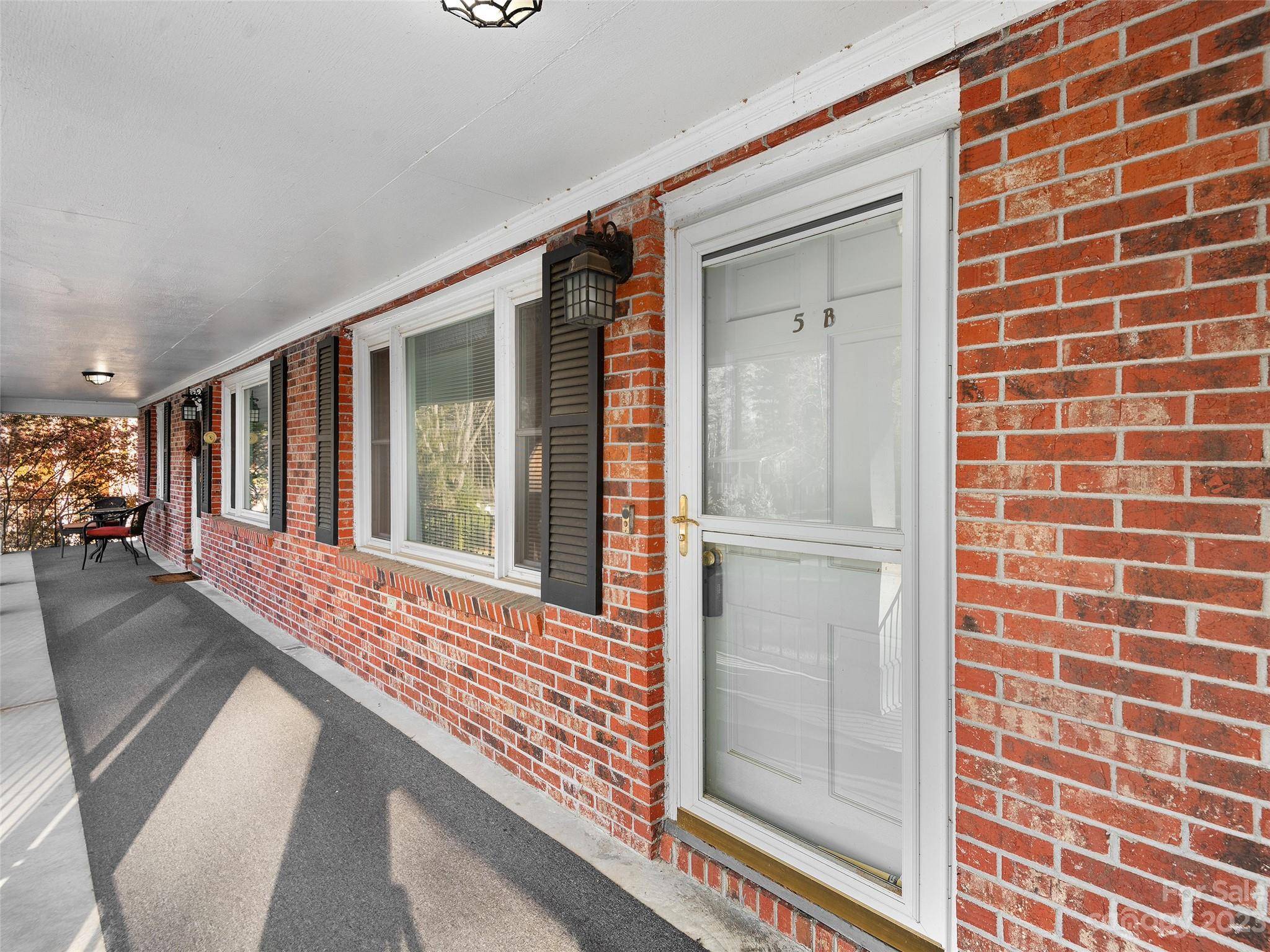 102 Boyd DR #5B, Flat Rock, NC 28731