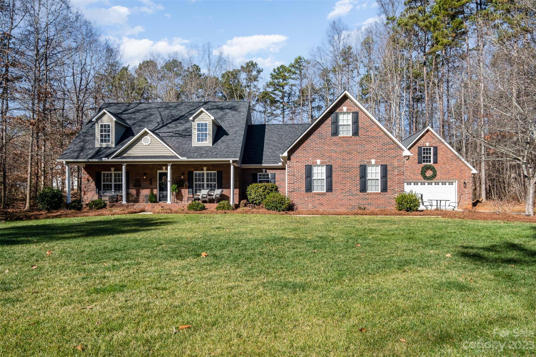 325 Crooked Creek LN, China Grove, NC 28023