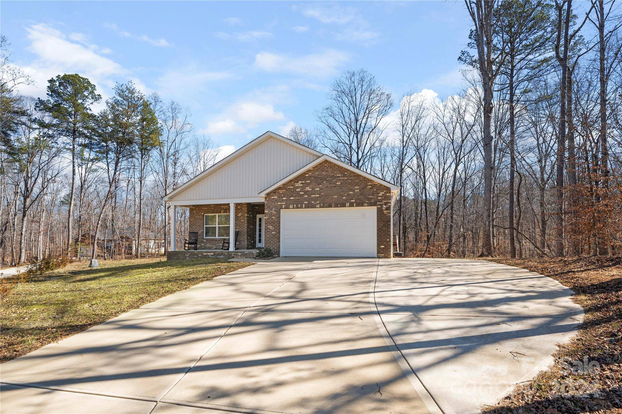 218 Rambler LN, Blacksburg, SC 29702