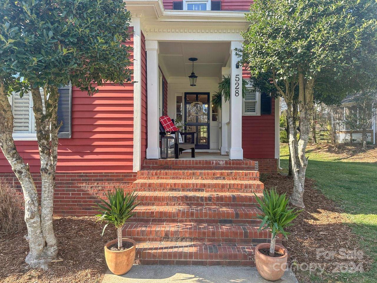 528 Ashby DR, Davidson, NC 28036