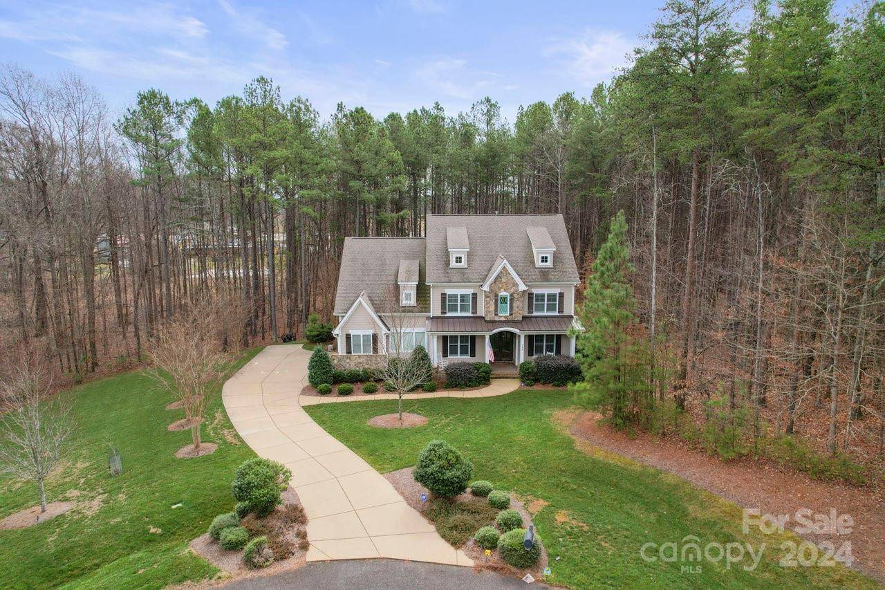 152 E Callicutt TRL, Mooresville, NC 28117