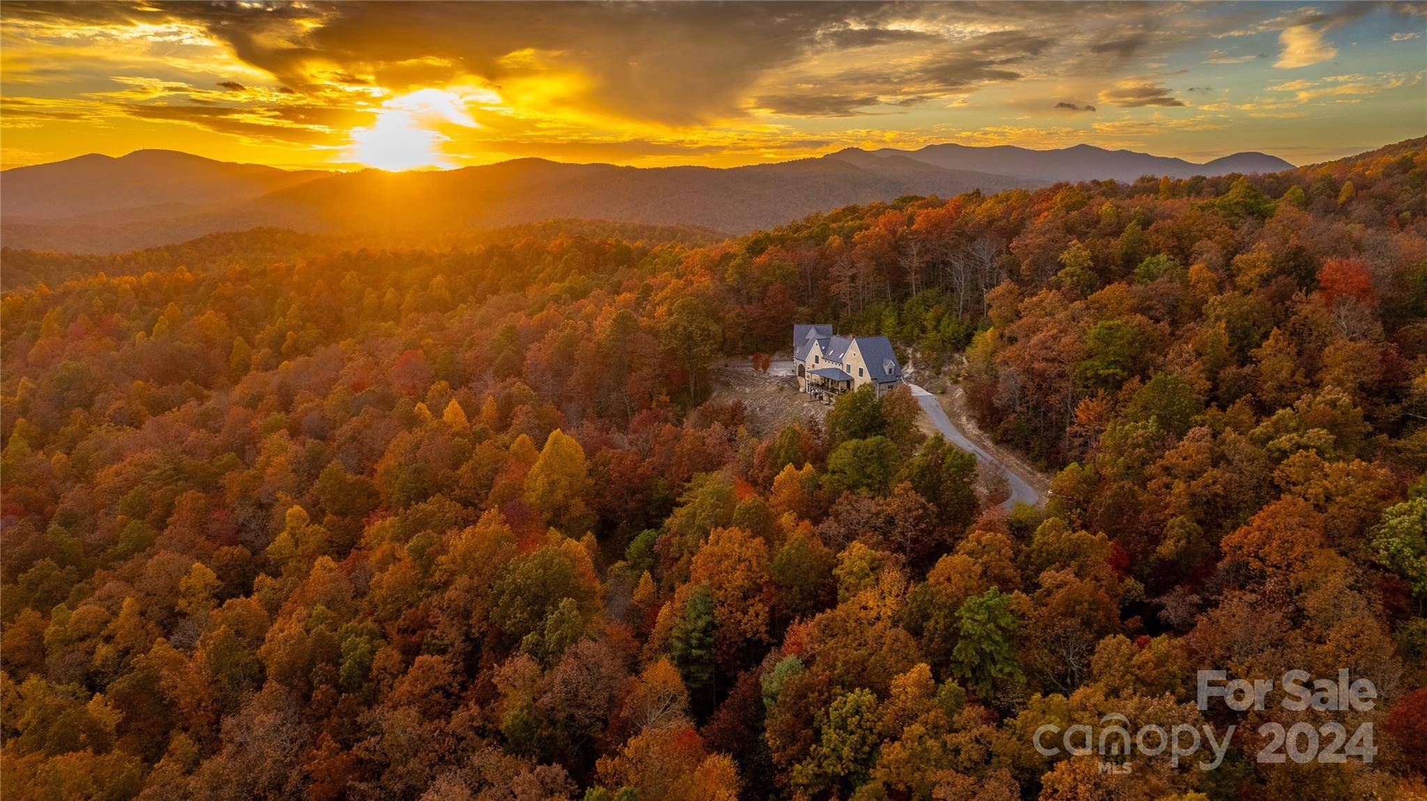 92 Bird Creek Estates RD, Black Mountain, NC 28711