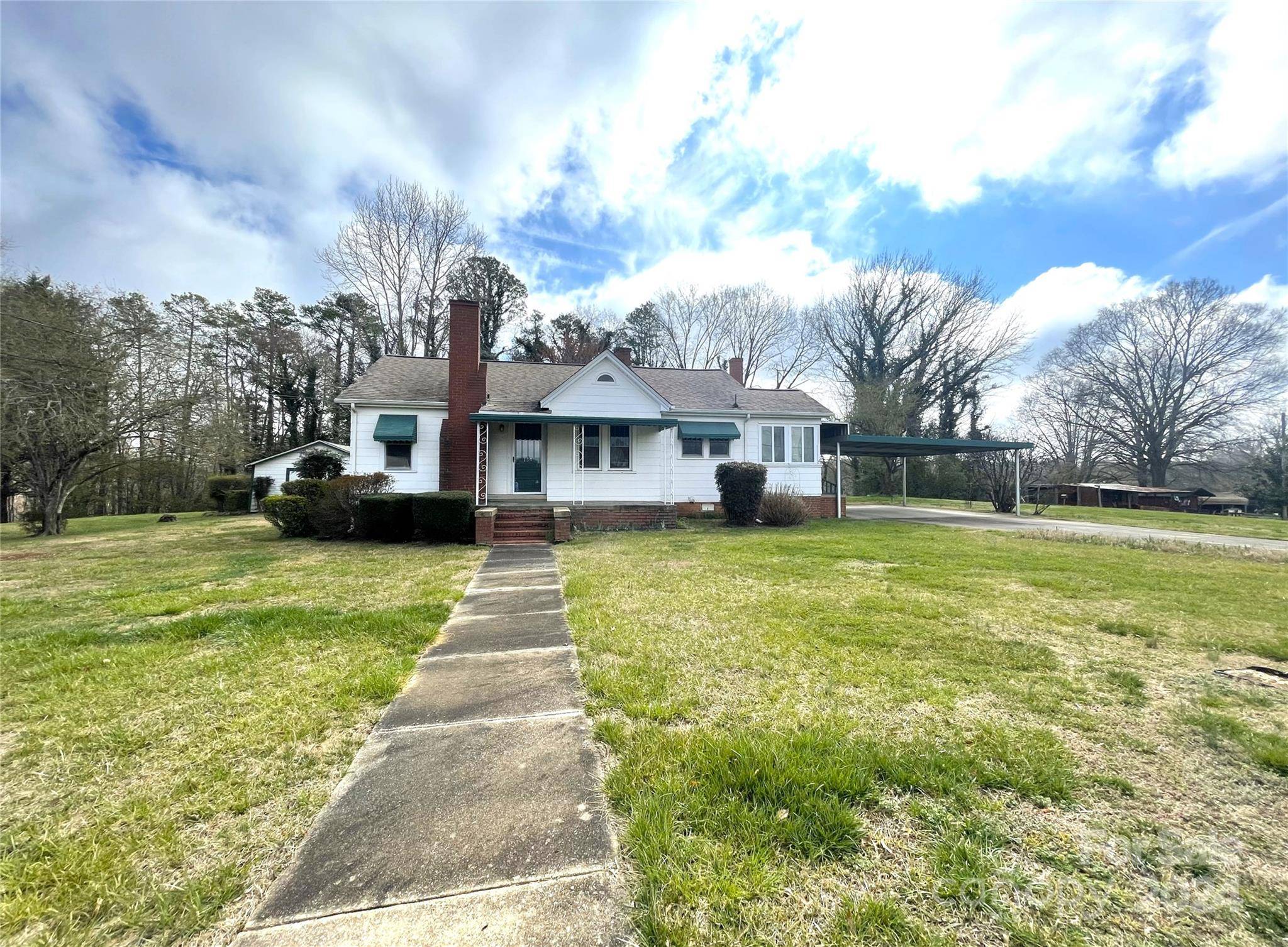 137 Henning DR, Albemarle, NC 28001