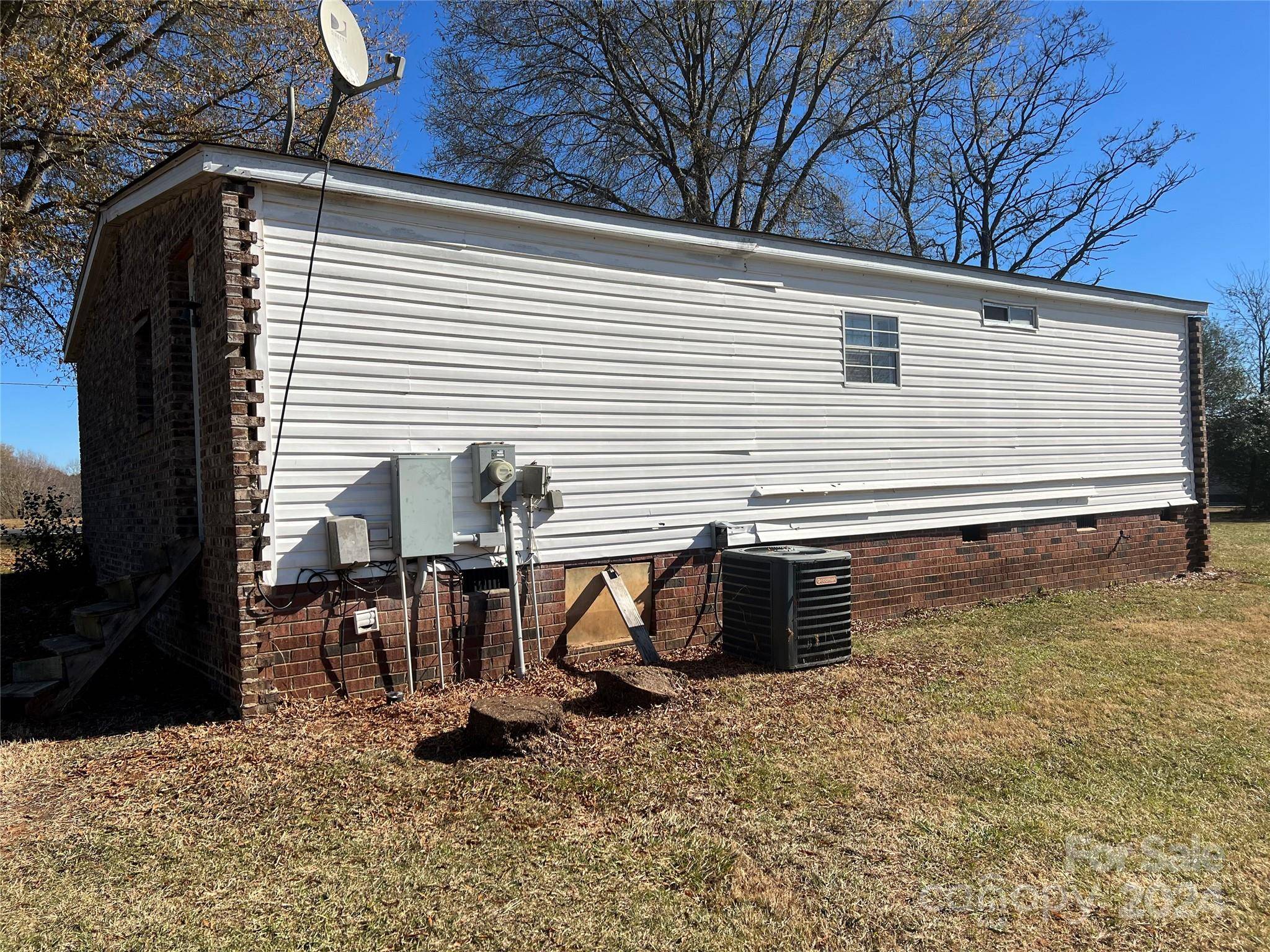 1375 Shinnville RD, Cleveland, NC 27013