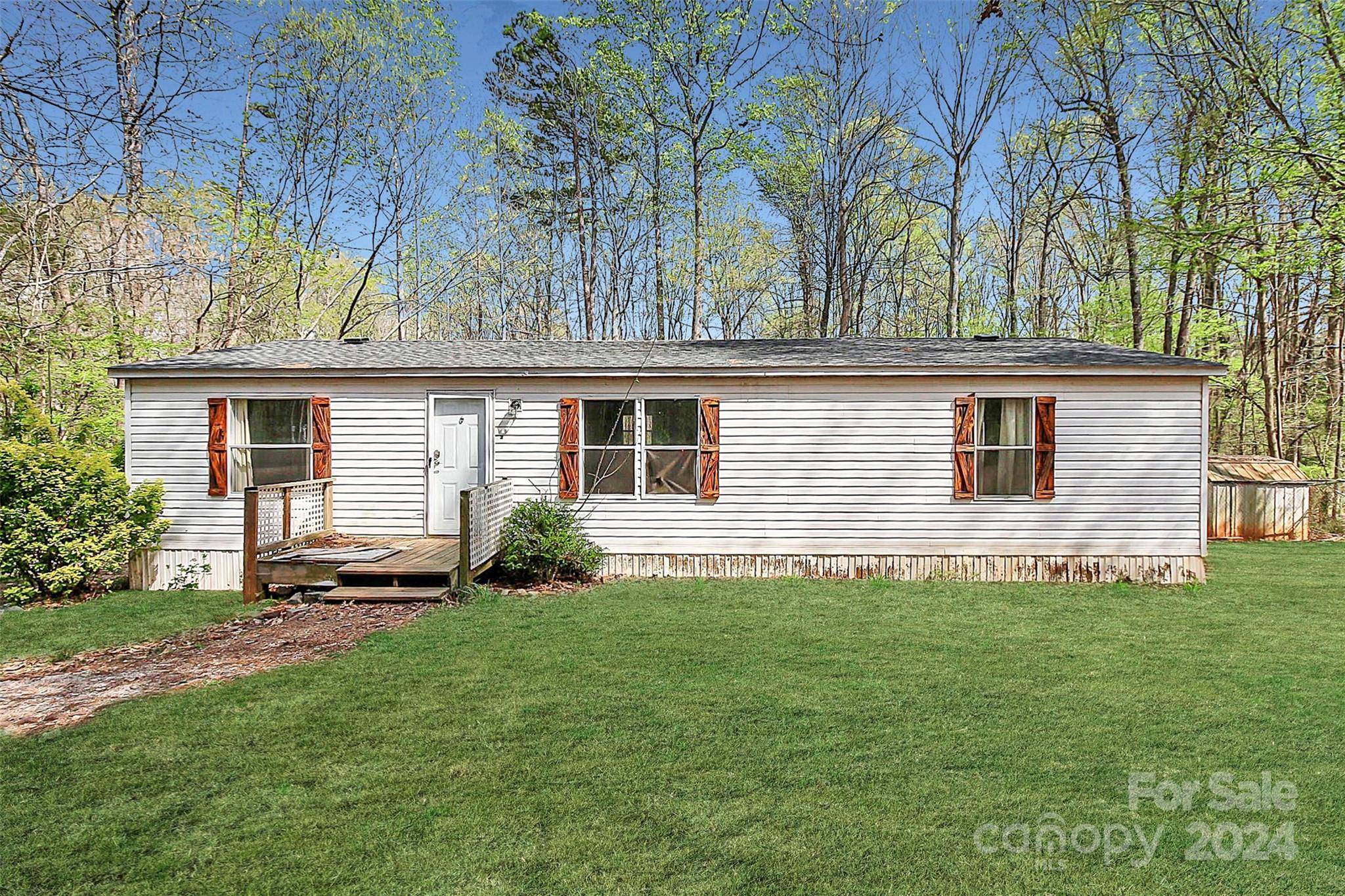 2284 Forest Music DR, Clover, SC 29710