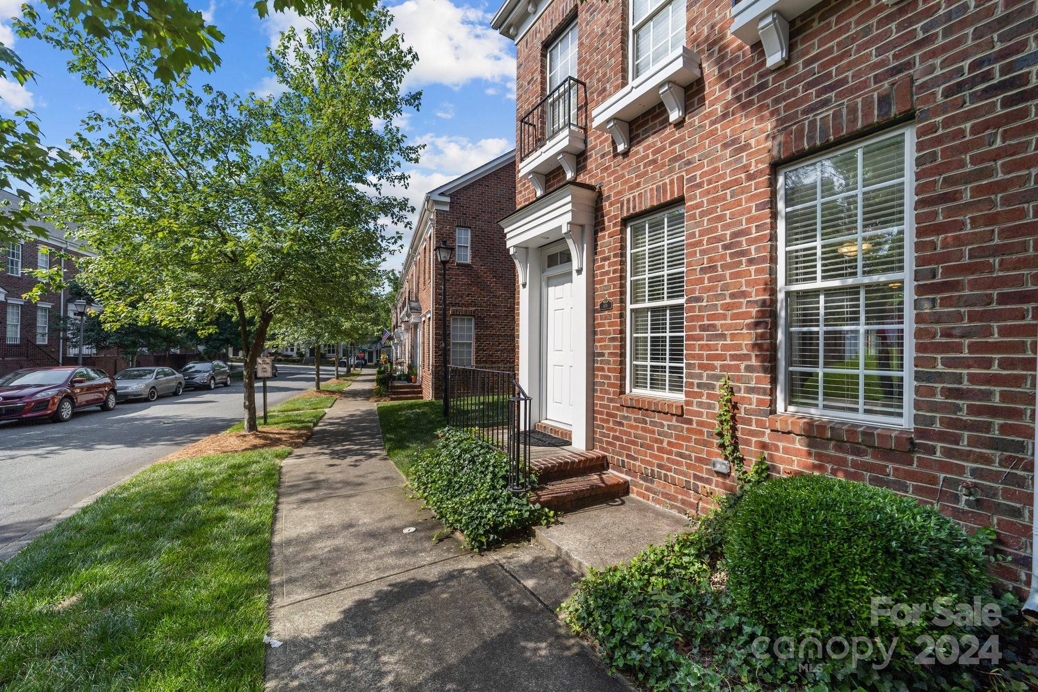 635 Old Meeting WAY, Davidson, NC 28036