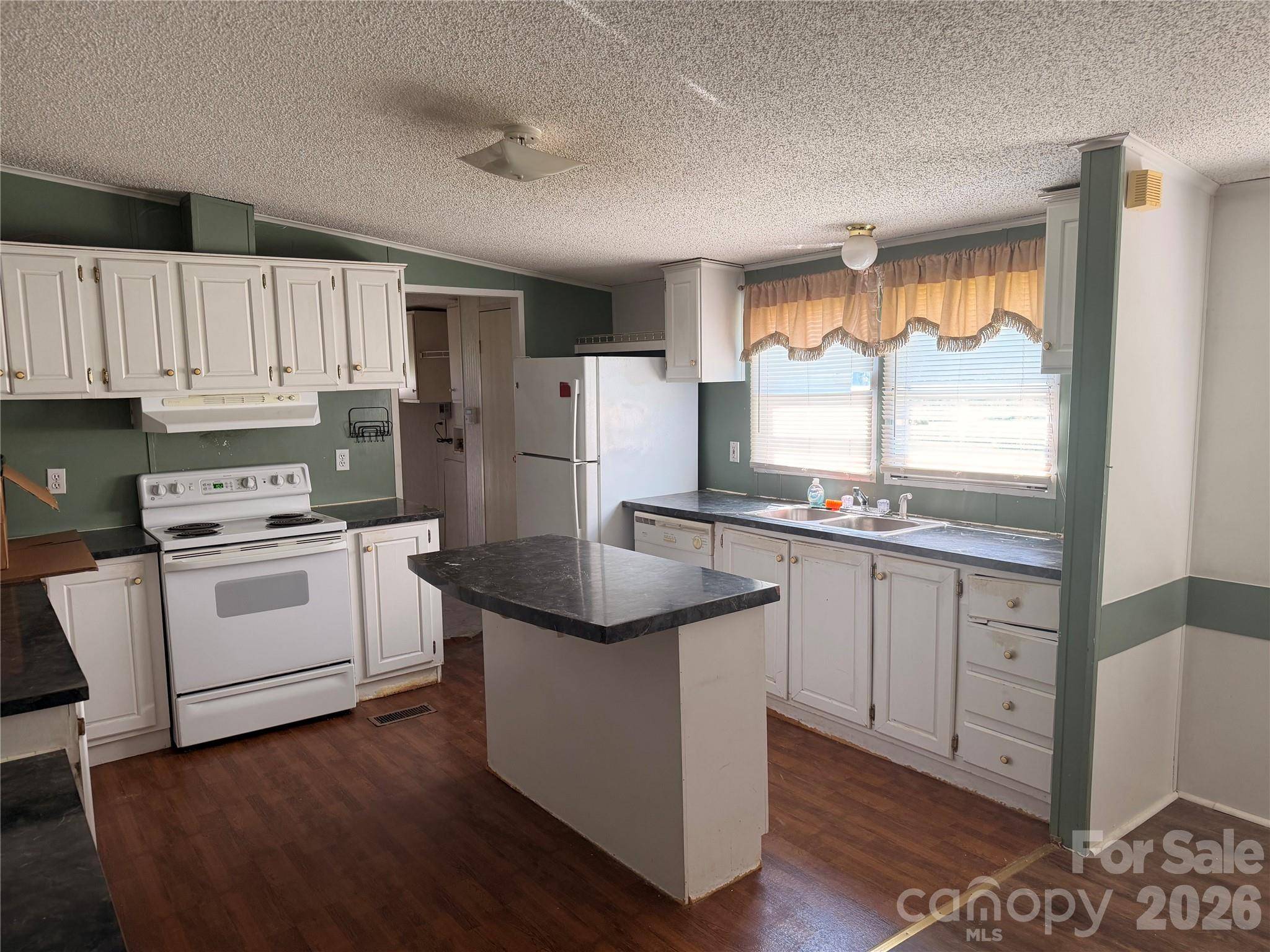 160 Rock Olive DR, Rockwell, NC 28138