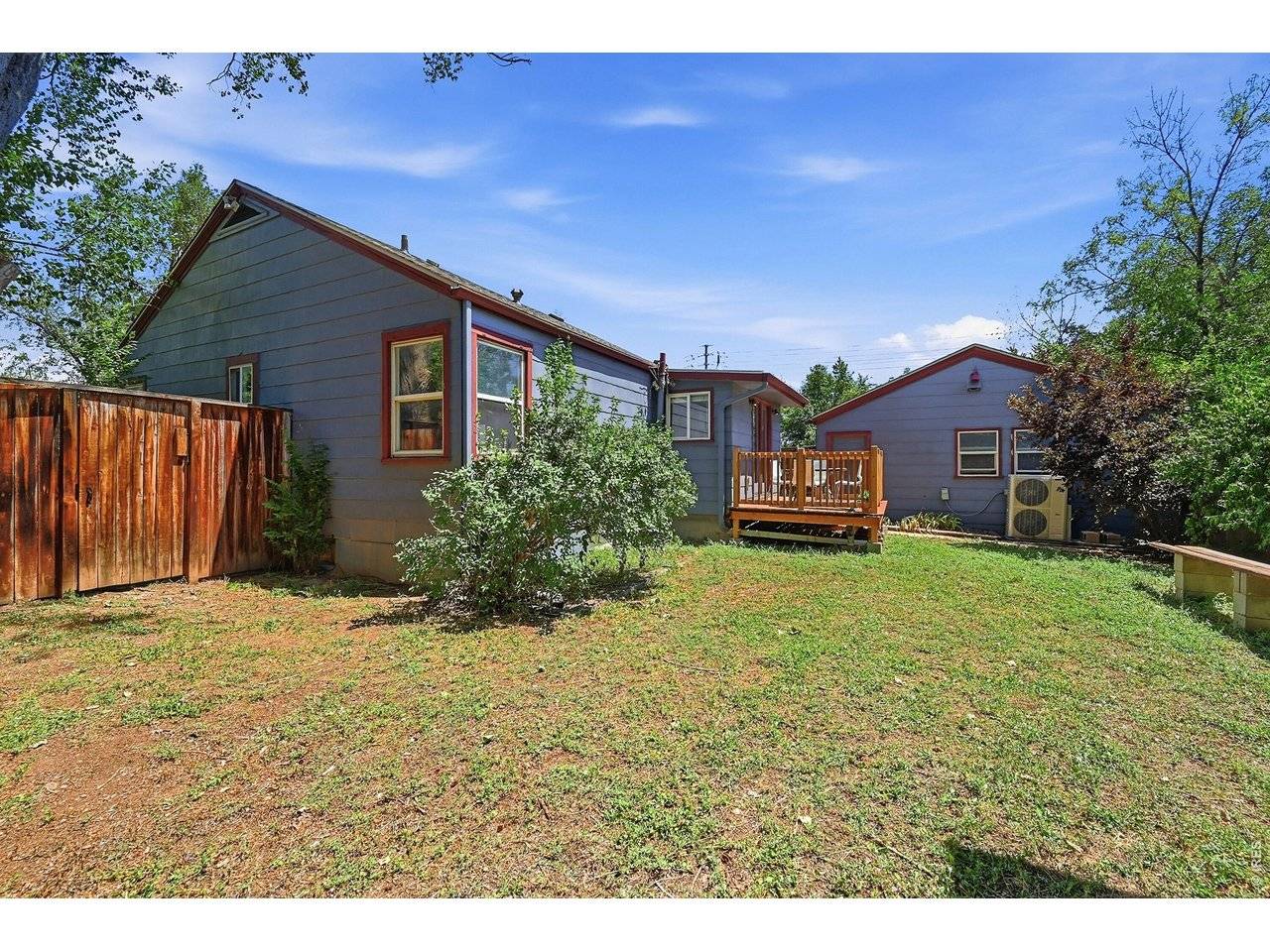 1850 Iris, Boulder, CO 80304