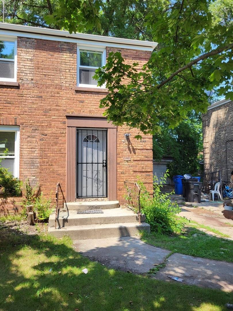 2548 E 96th ST, Chicago, IL 60617
