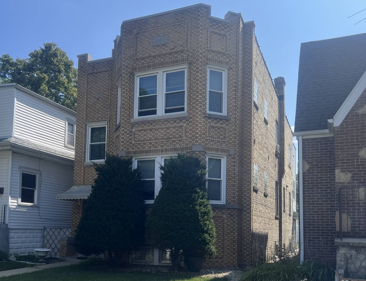 4855 N Mcvicker AVE, Chicago, IL 60630