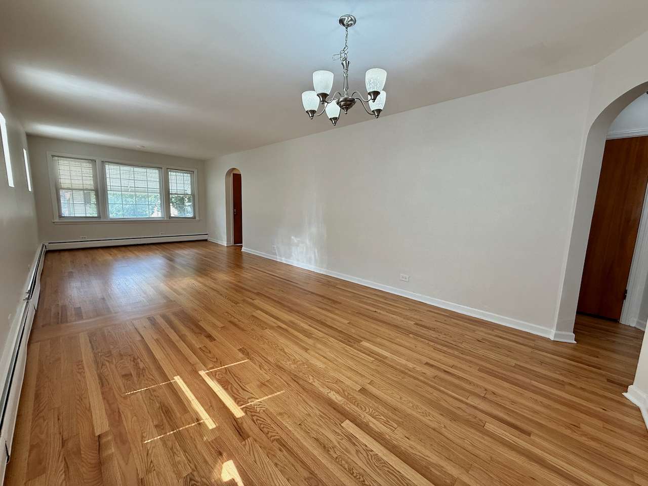 6147 N Meade AVE #2, Chicago, IL 60646