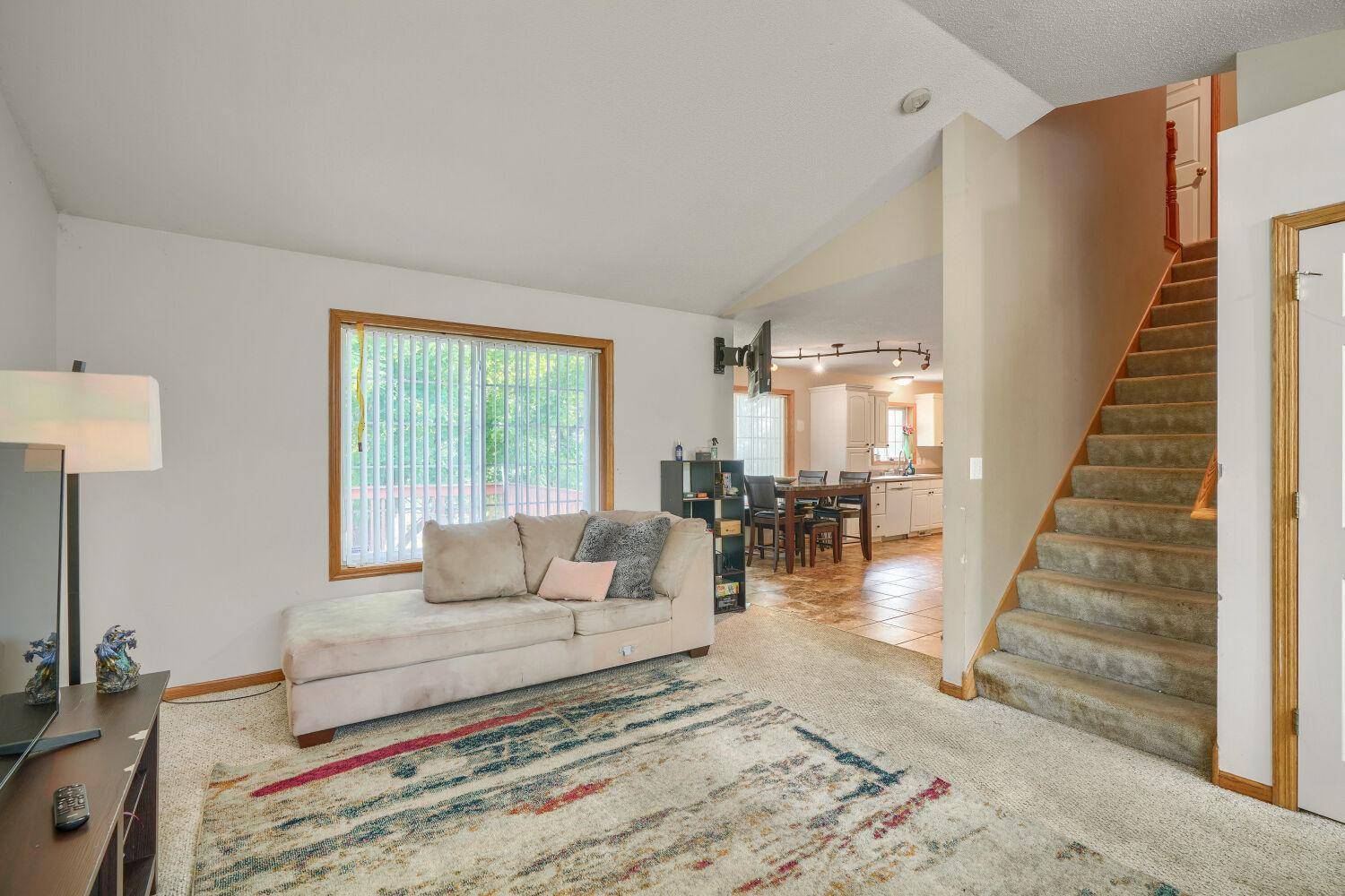 567 131st AVE N, Champlin, MN 55316