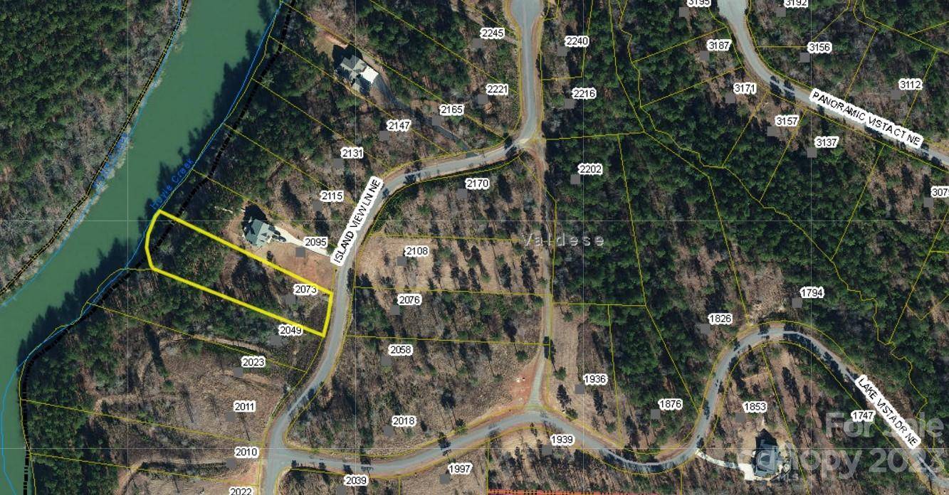 2073 Island View LN, Connelly Springs, NC 28612