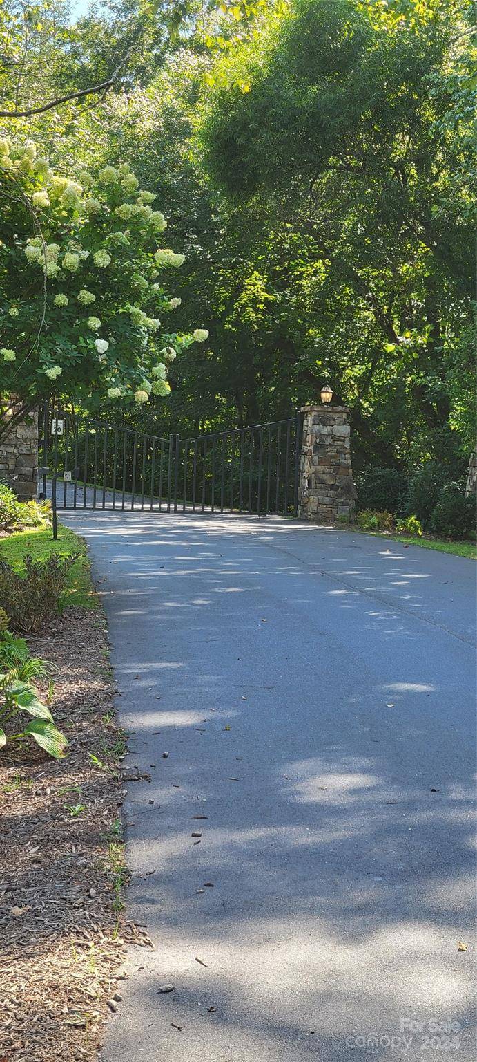 00 Dodder LN, Cullowhee, NC 28723