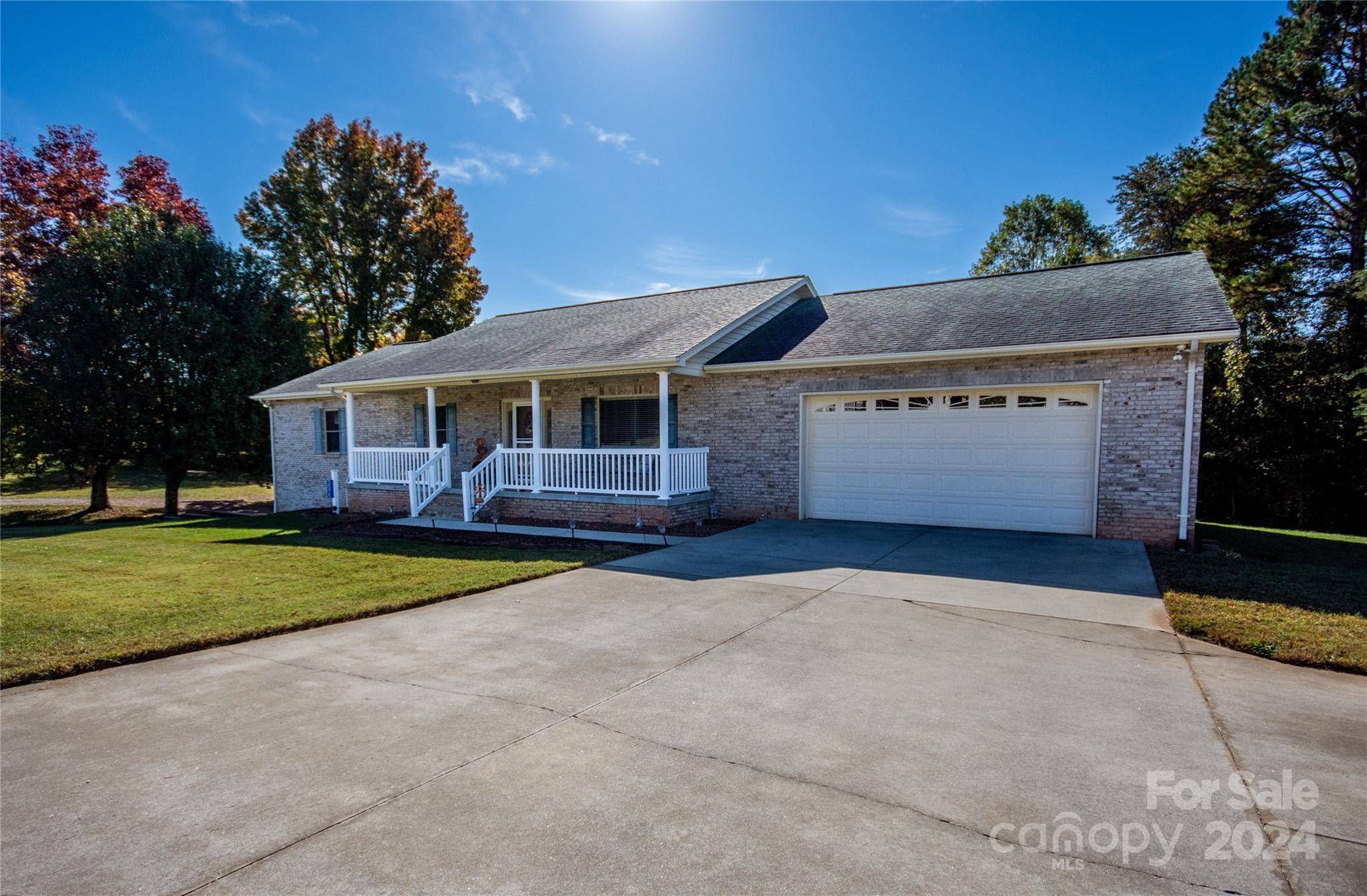 3075 Sunset DR NE, Claremont, NC 28610