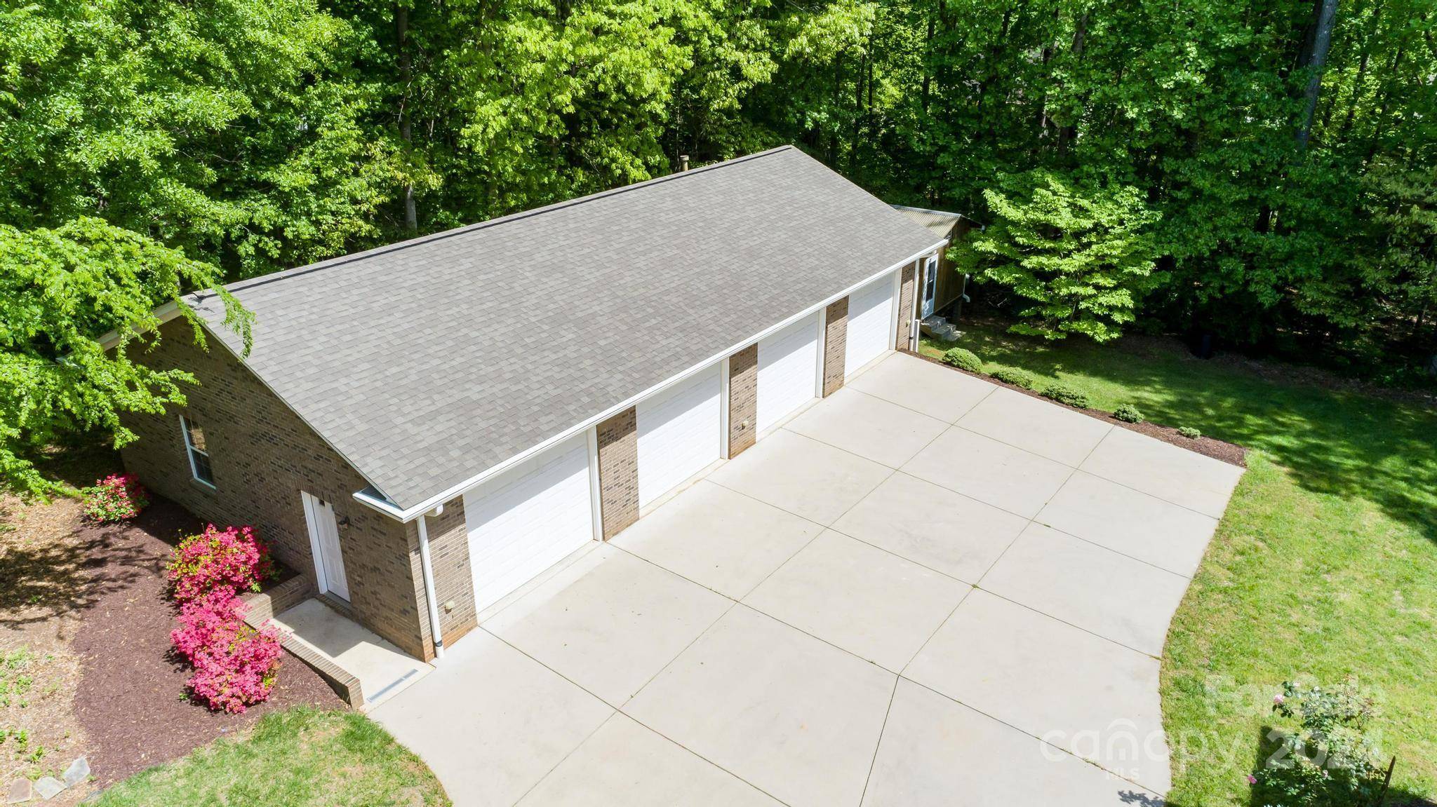 6730 Hawks Nest LN, Stanley, NC 28164