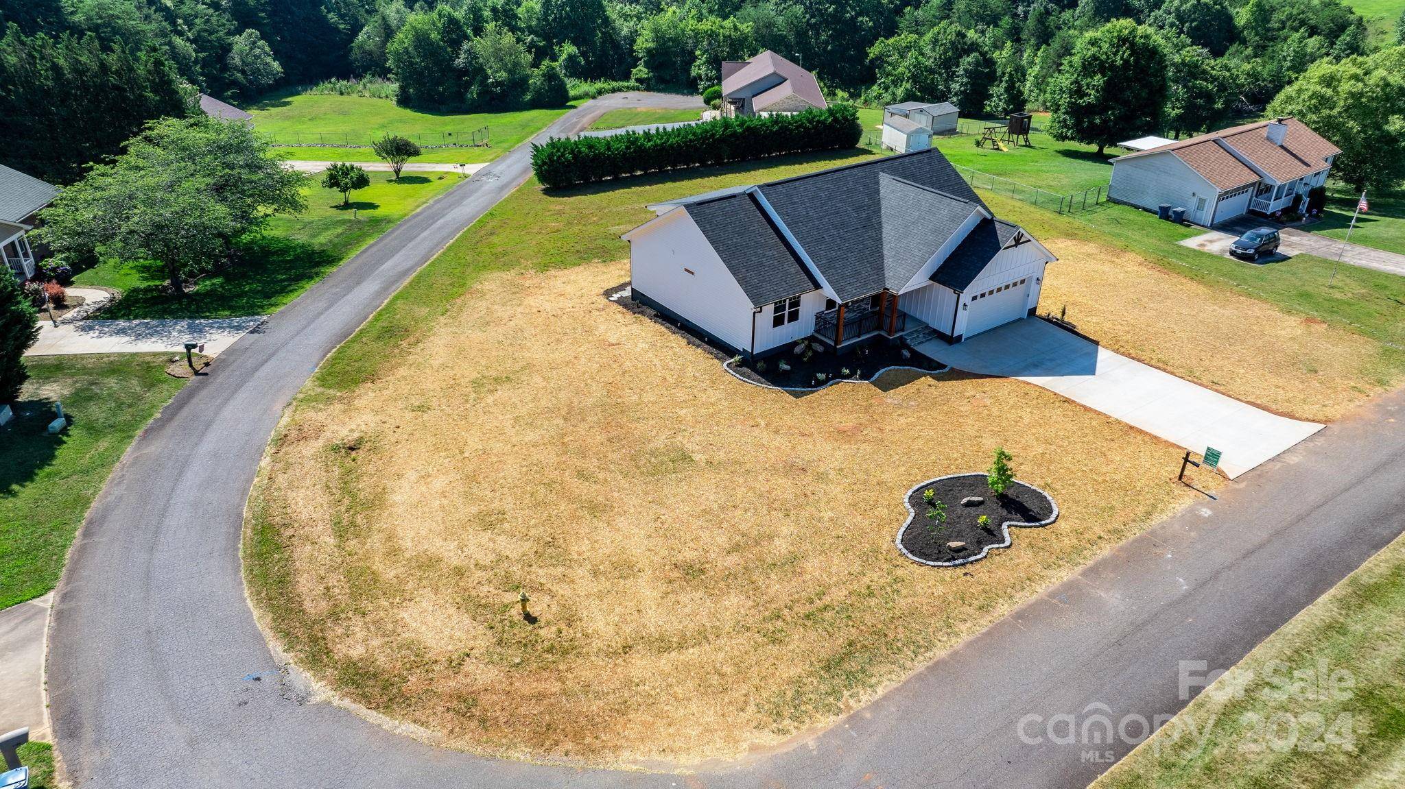 4808 Dalena DR, Claremont, NC 28610