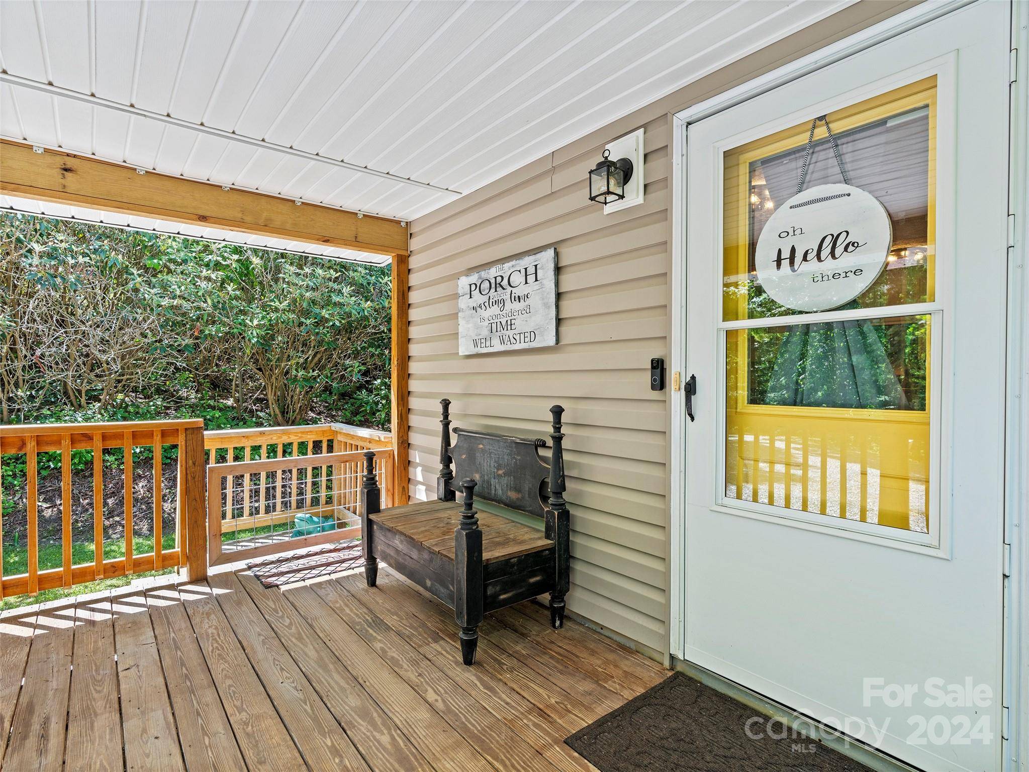 65 Maloney LN, Clyde, NC 28721