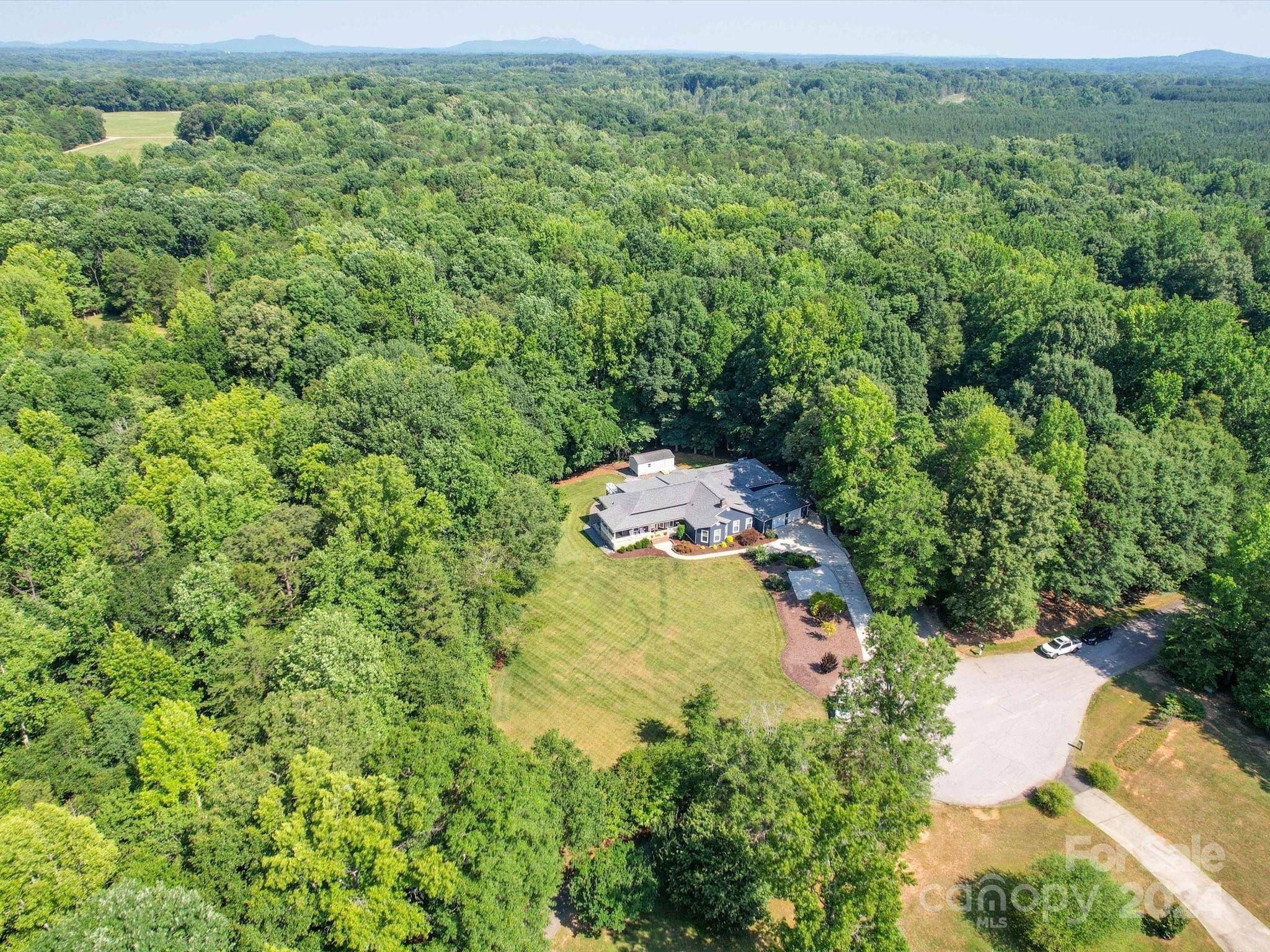 428 Blythe CT, Clover, SC 29710