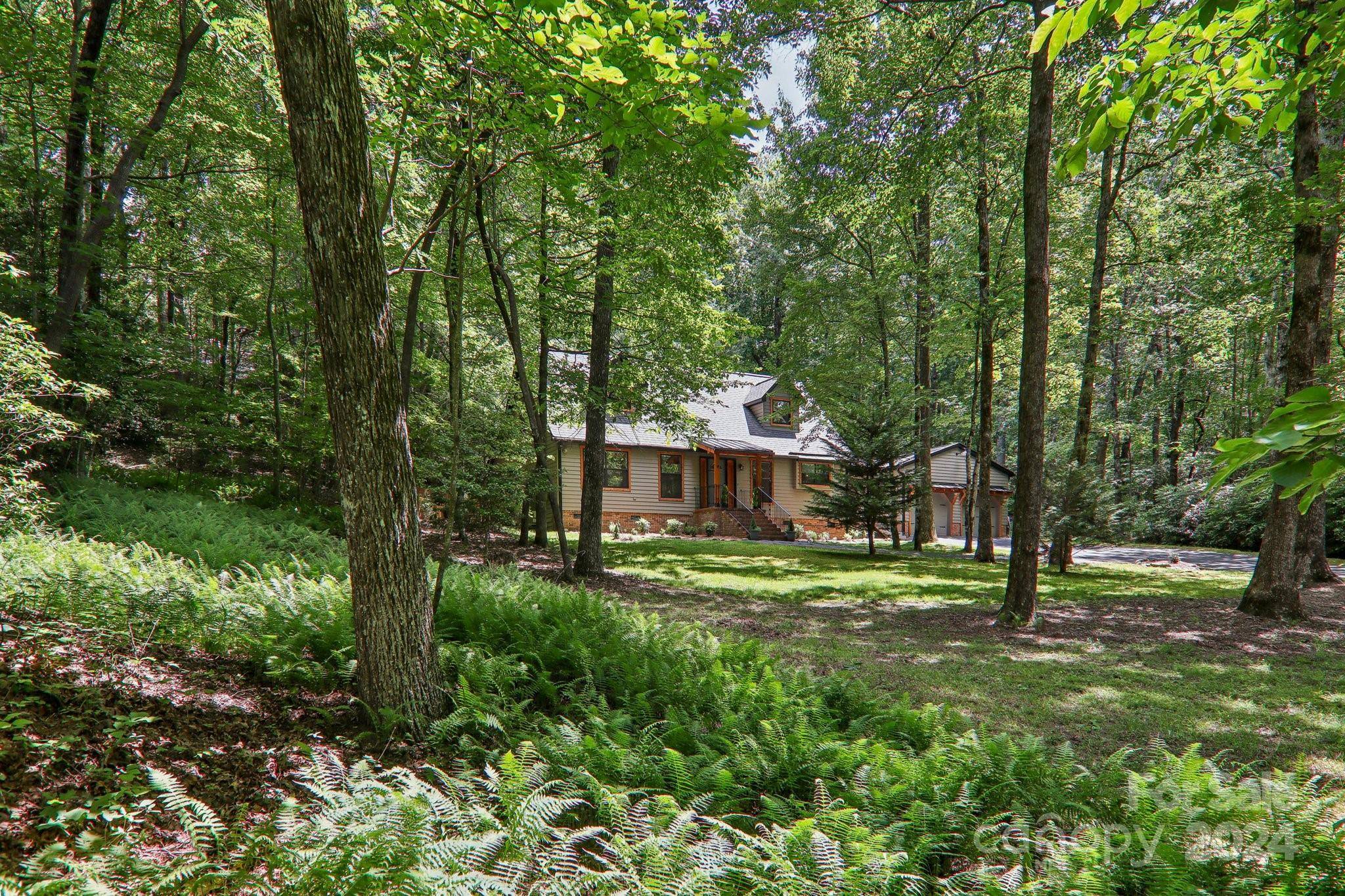 11 Birchbend DR, Cleveland, SC 29635