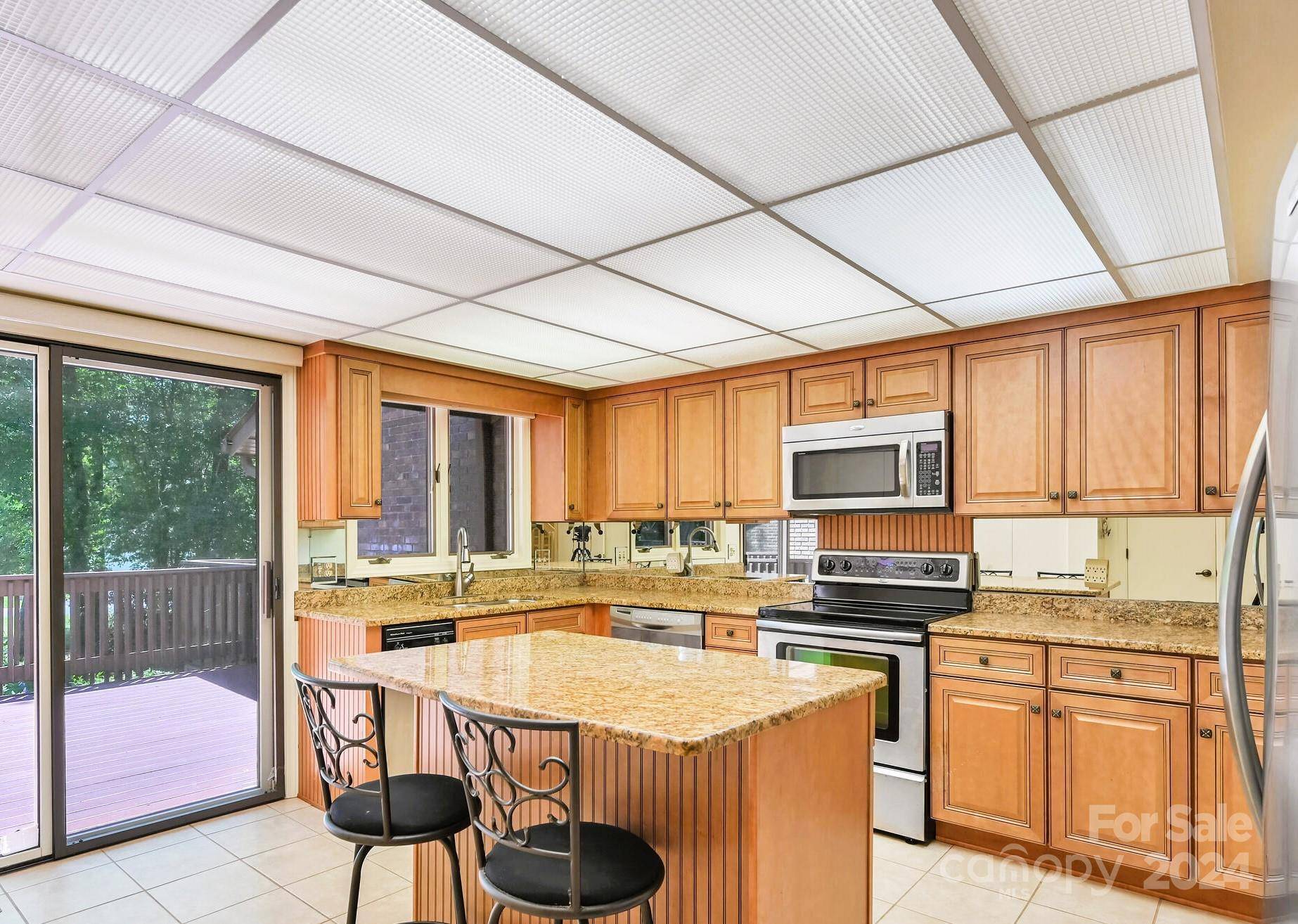 35 Fairway View DR #B, Etowah, NC 28729