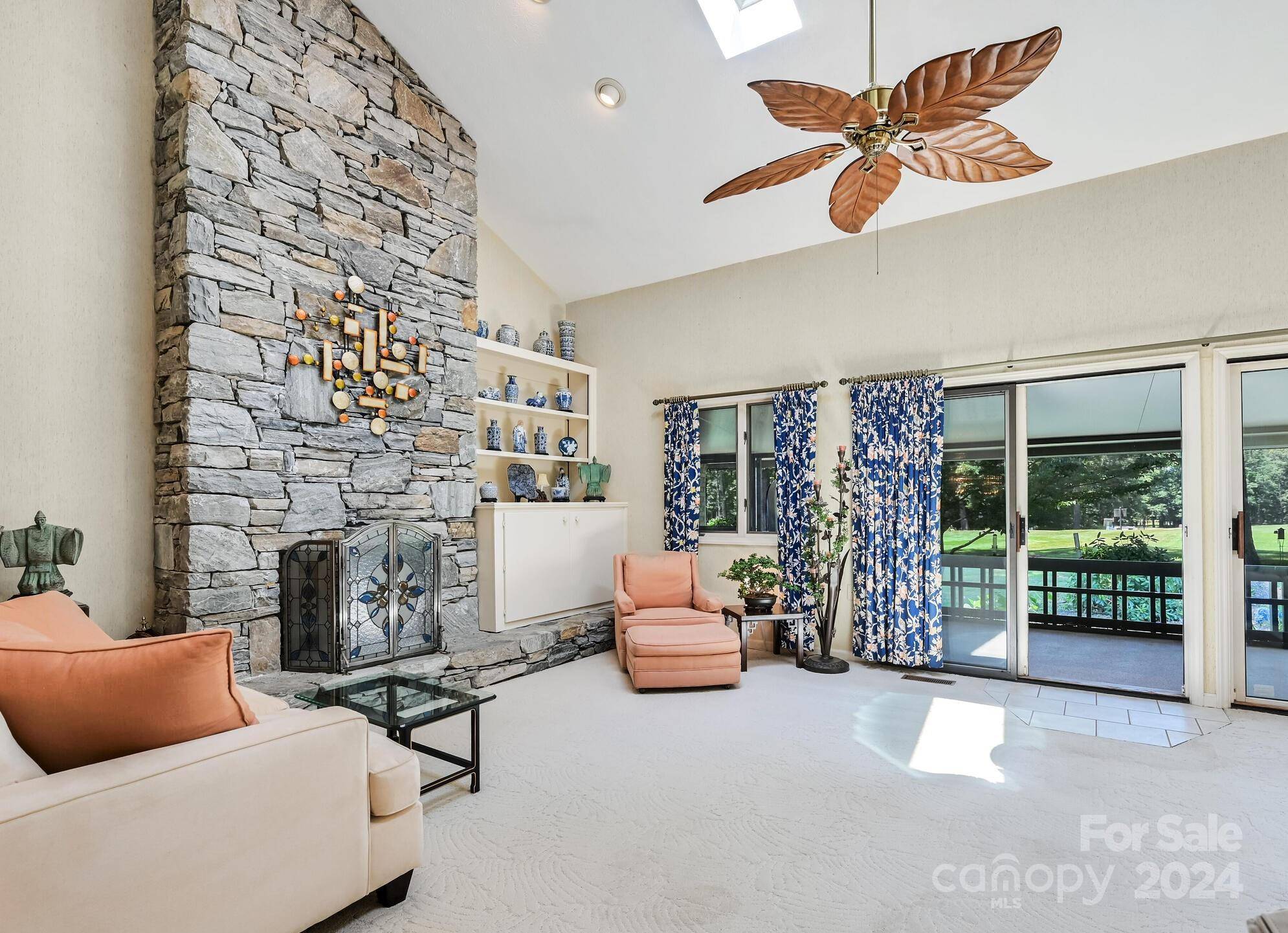 35 Fairway View DR #B, Etowah, NC 28729