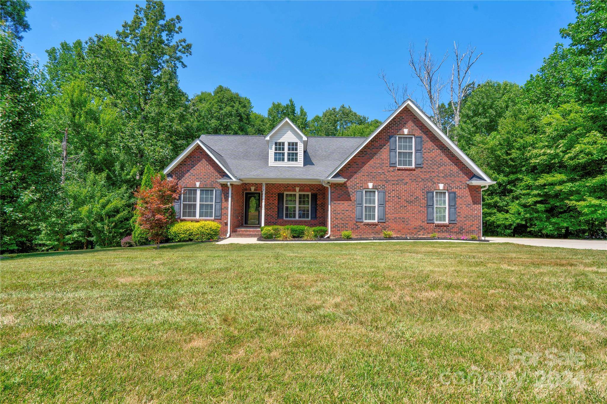 218 Mark Ryan LN, Dallas, NC 28034