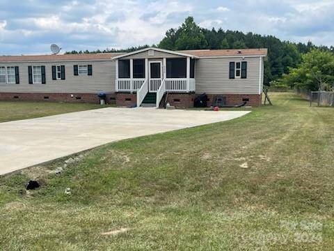 355 Woodridge RD, Enfield, NC 27823