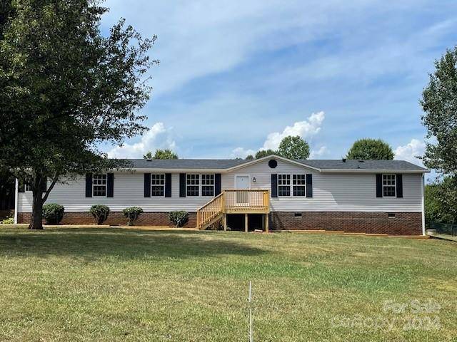 3642 Strollaway LN, Claremont, NC 28610