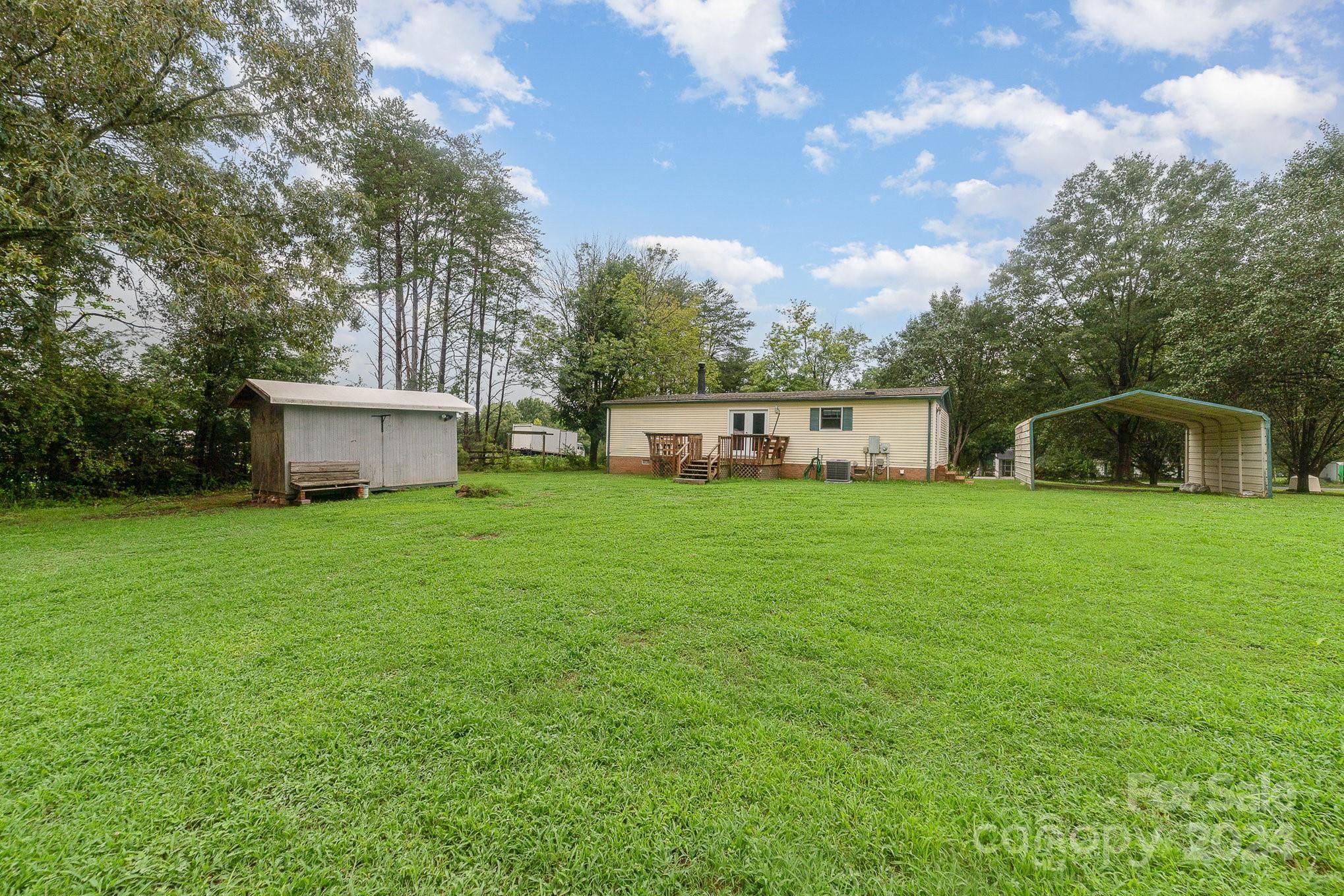 4810 Stratford LN, Denver, NC 28037