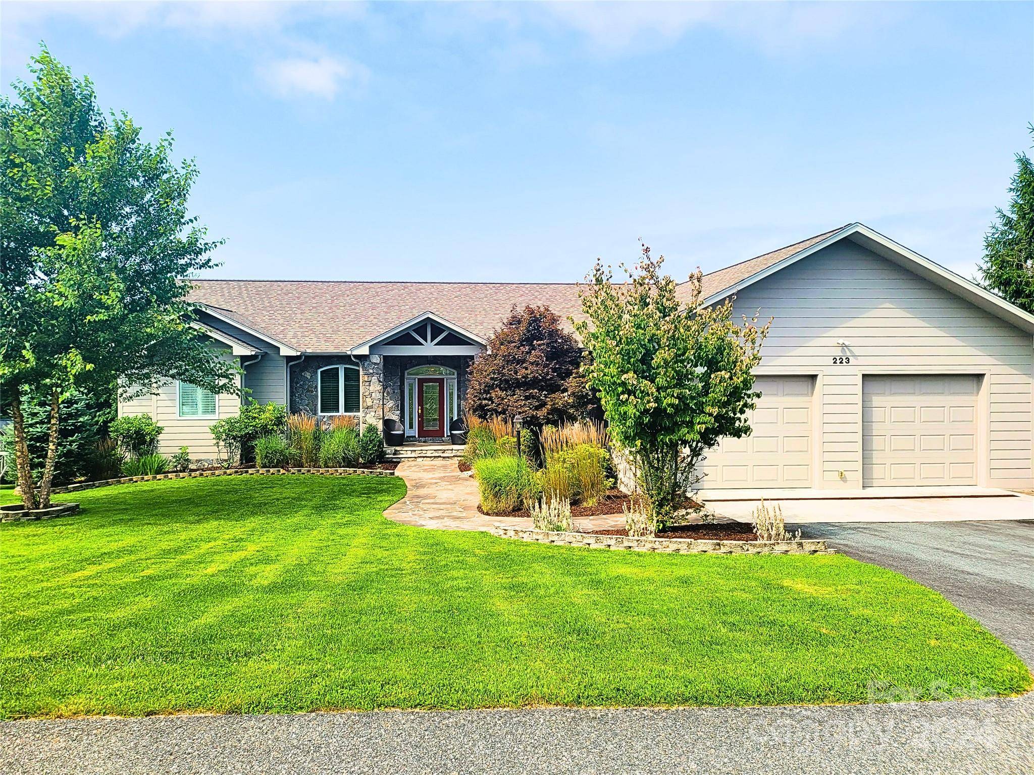 223 Rembrandt DR, Boone, NC 28607