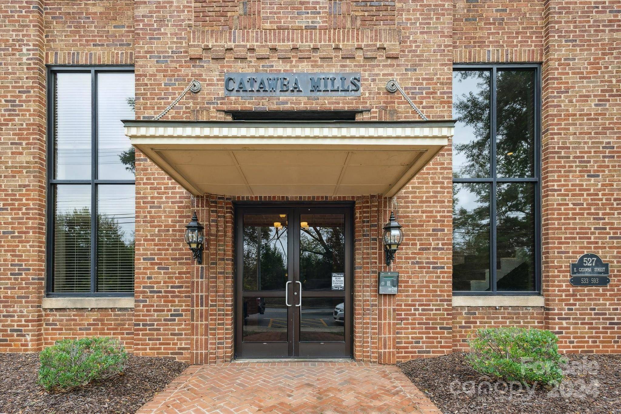 573 Catawba ST, Belmont, NC 28012