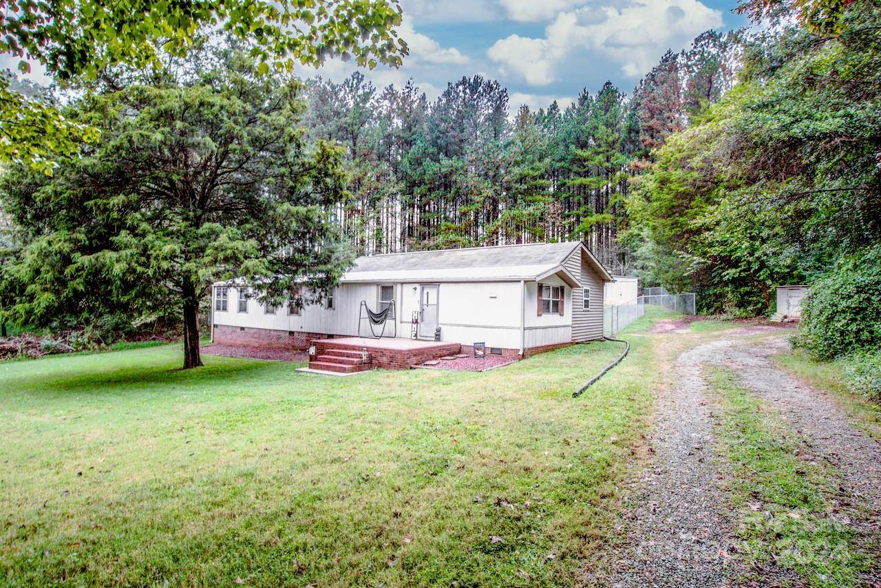 210 Vicki WAY, Stanley, NC 28164