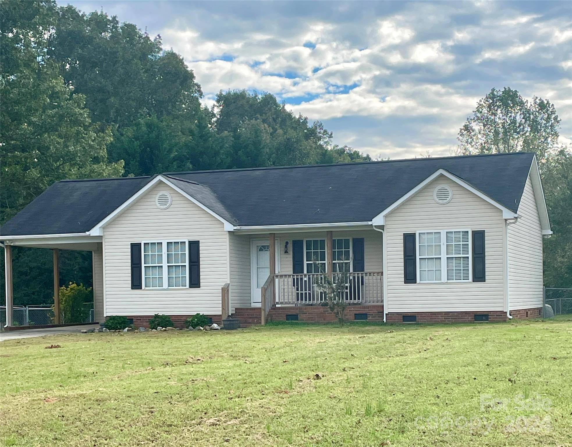 9004 Meredith Leigh LN, Cherryville, NC 28021