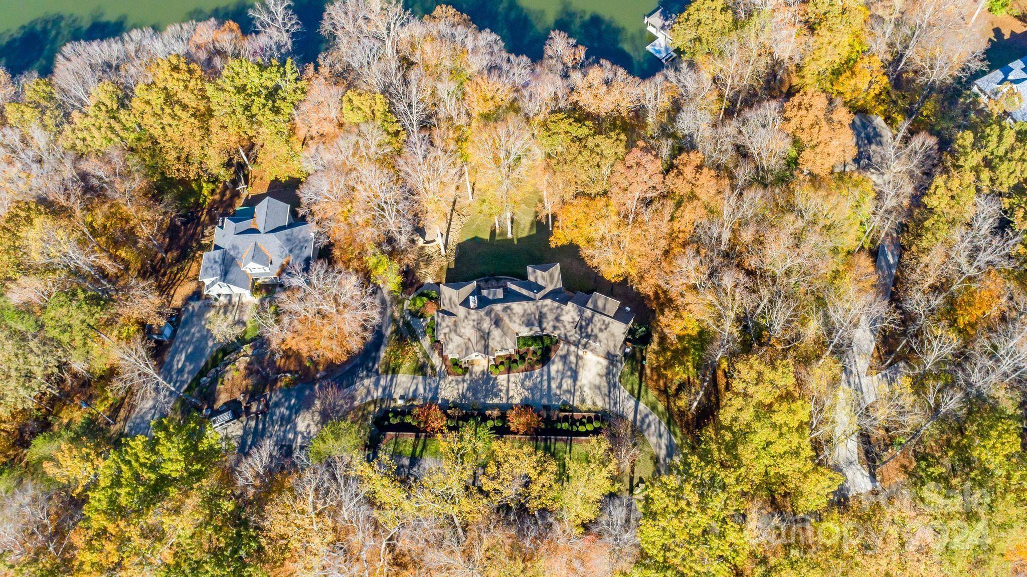 8213 Ridgewood RD, Sherrills Ford, NC 28673