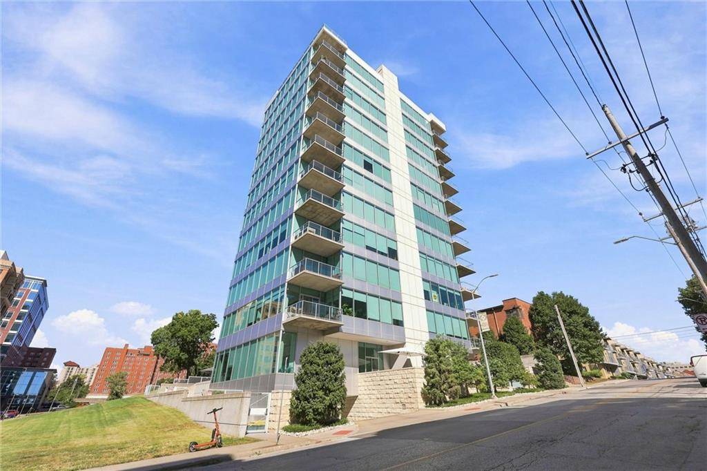 4646 Broadway ST #1S, Kansas City, MO 64112