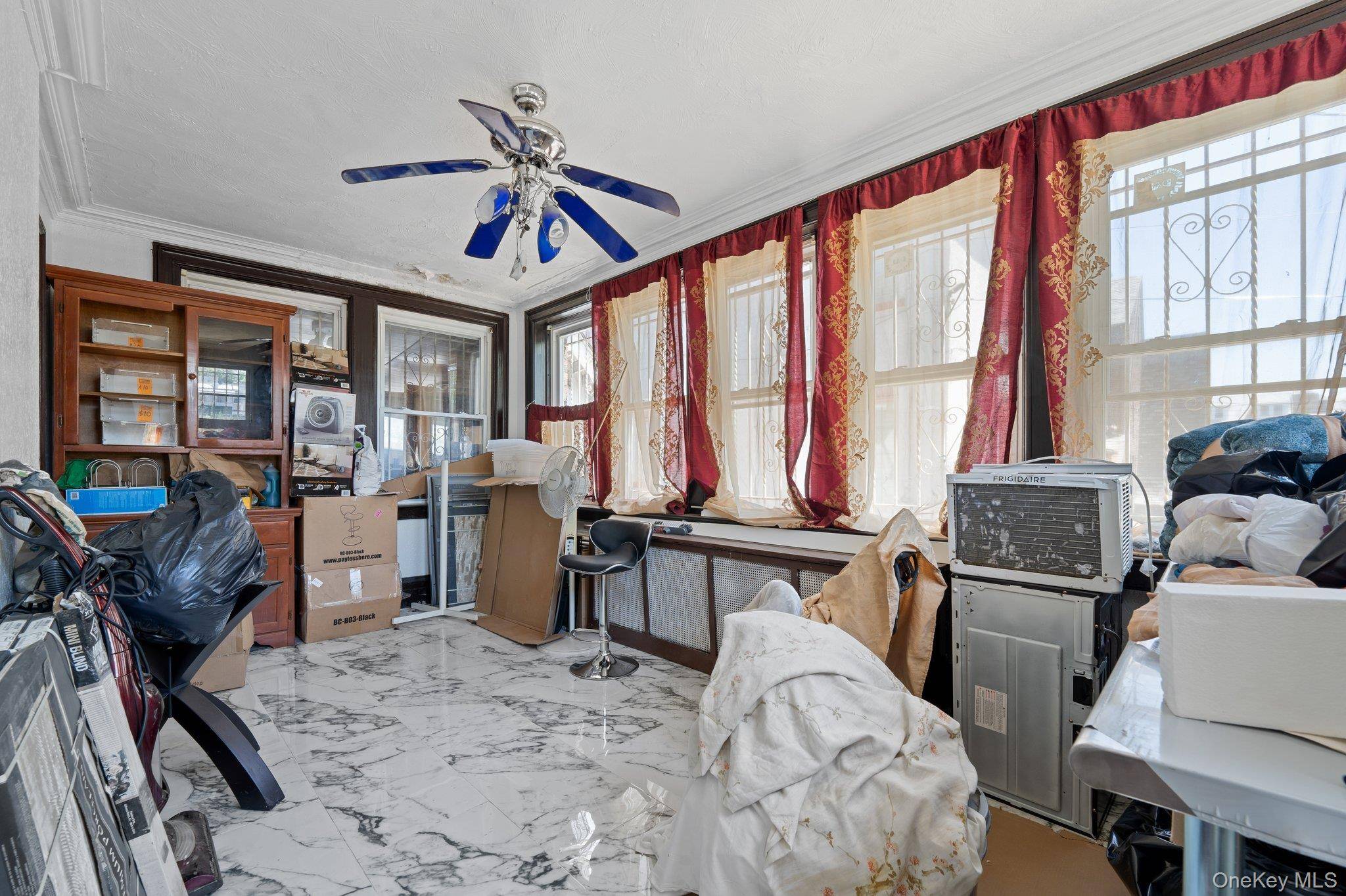 10505 Ditmars BLVD, East Elmhurst, NY 11369