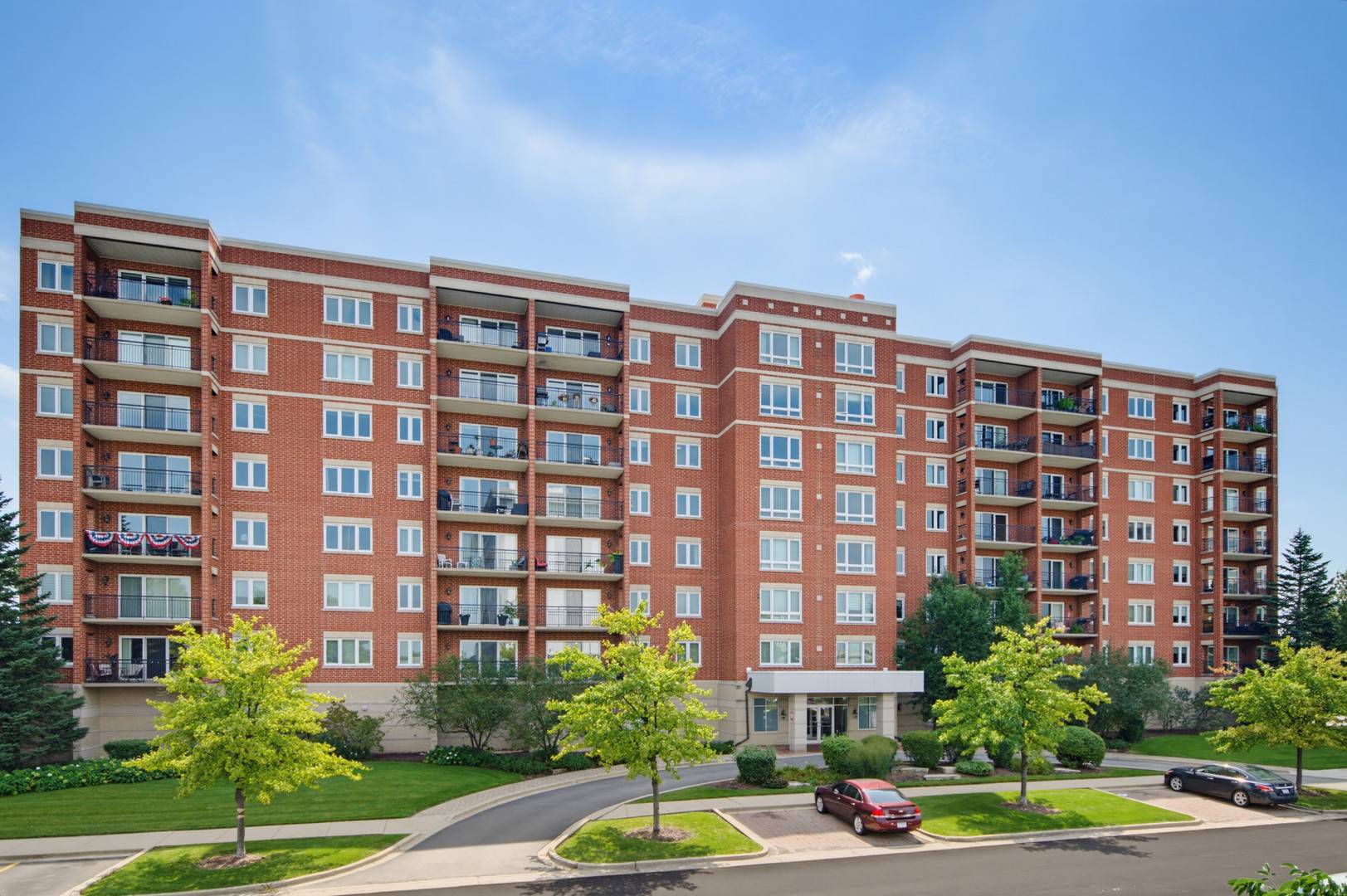 5555 N Cumberland AVE #901, Chicago, IL 60656