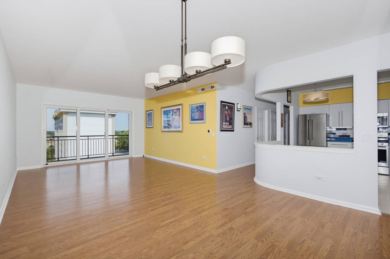 5555 N Cumberland AVE #901, Chicago, IL 60656