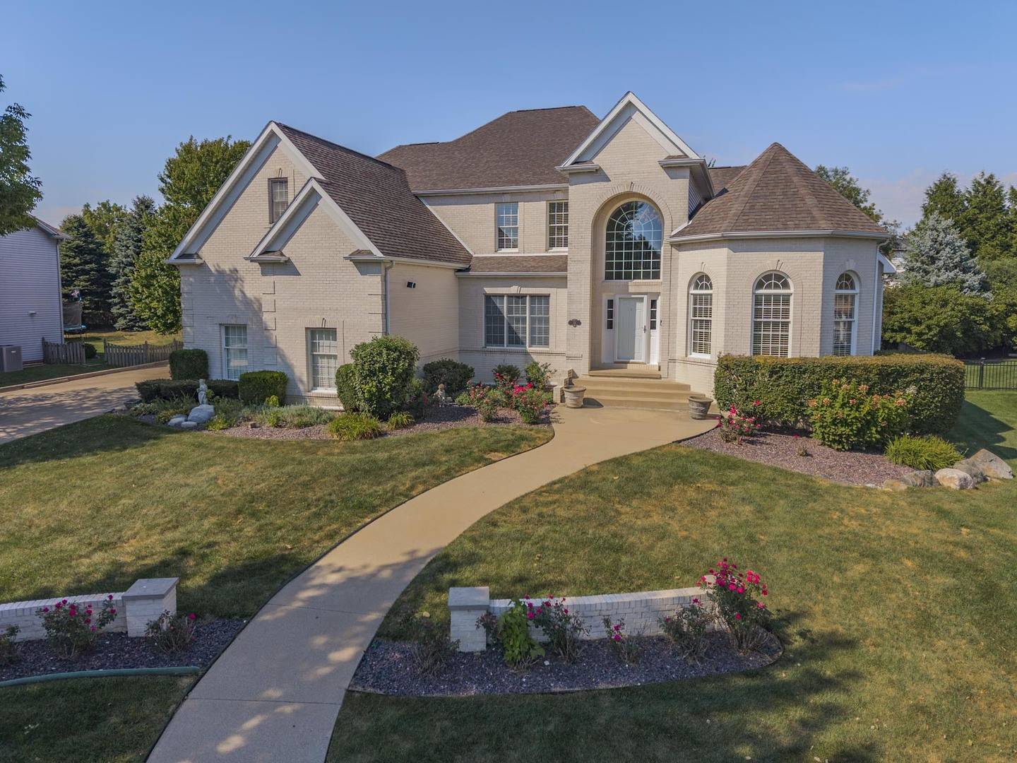21 Lavender LN, Bloomington, IL 61704