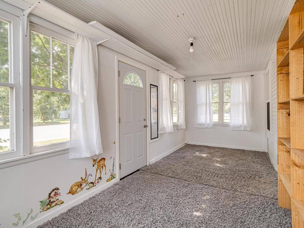 506 3rd ST S, Princeton, MN 55371
