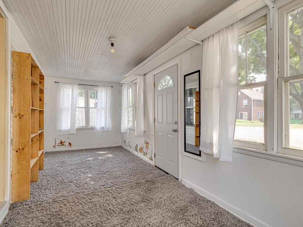 506 3rd ST S, Princeton, MN 55371